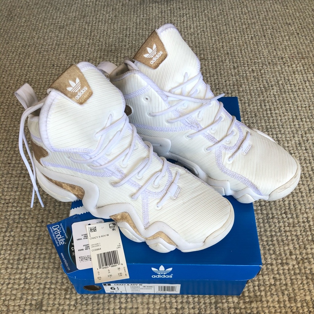 Women’s adidas Crazy 8 ADV Flaunts Velour Accents